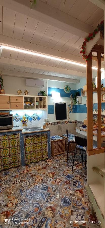 Casa Titanic Siracusa 시라쿠사 외부 사진