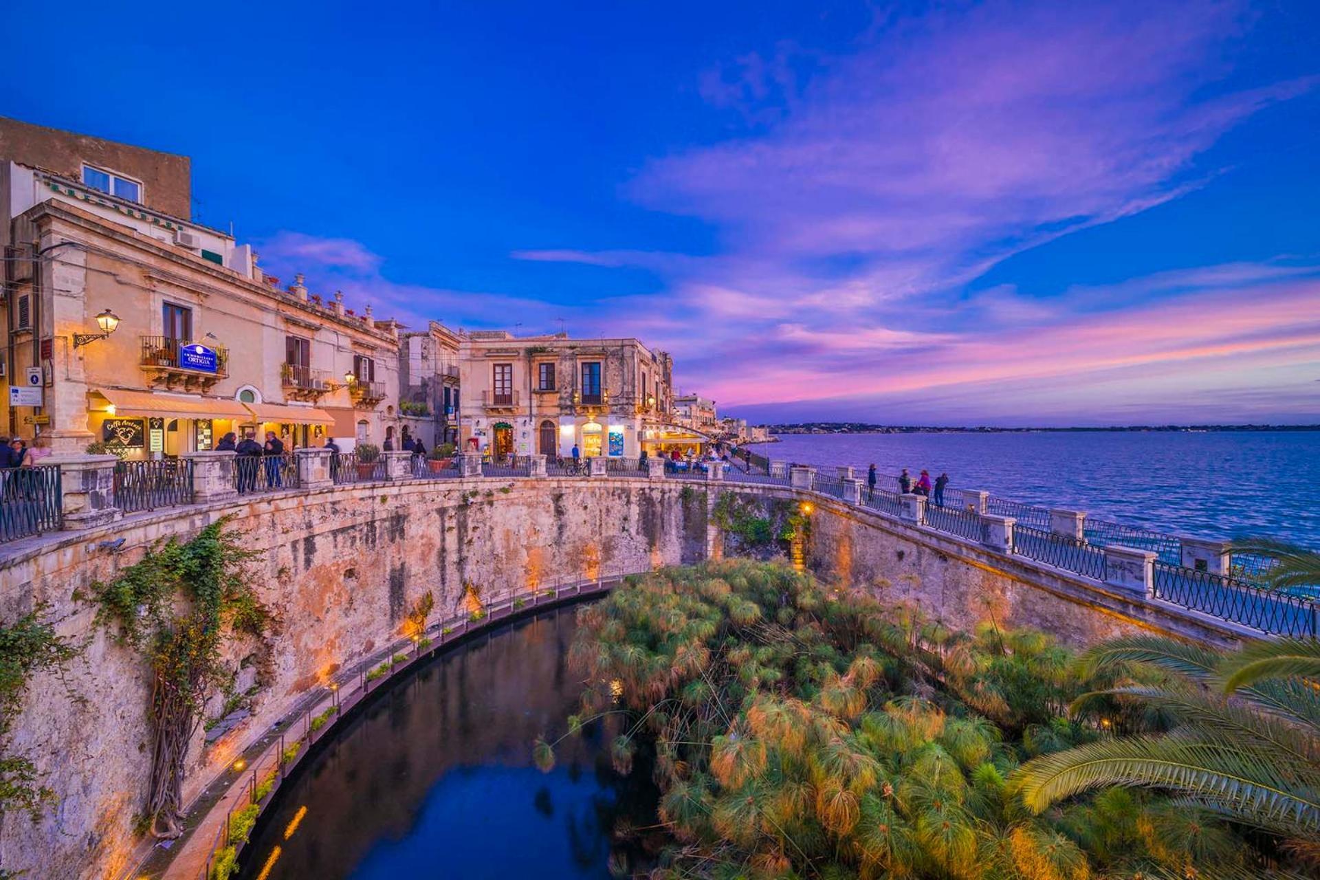 Casa Titanic Siracusa 시라쿠사 외부 사진